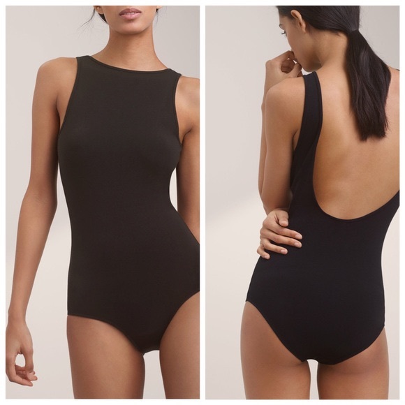 Aritzia Tops - Aritzia Intent Bodysuit
